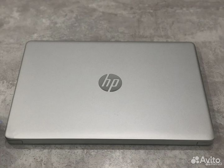 Мощный ноутбук HP с i5-8265U и MX 130