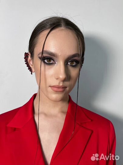 Стрижки, окрашивания, биозавивка, маникюр, педикюр