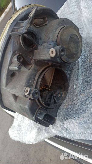 Правая фара Приоры