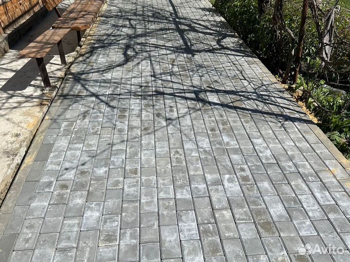 Укладка тротуарной плитки брусчатки бордюров