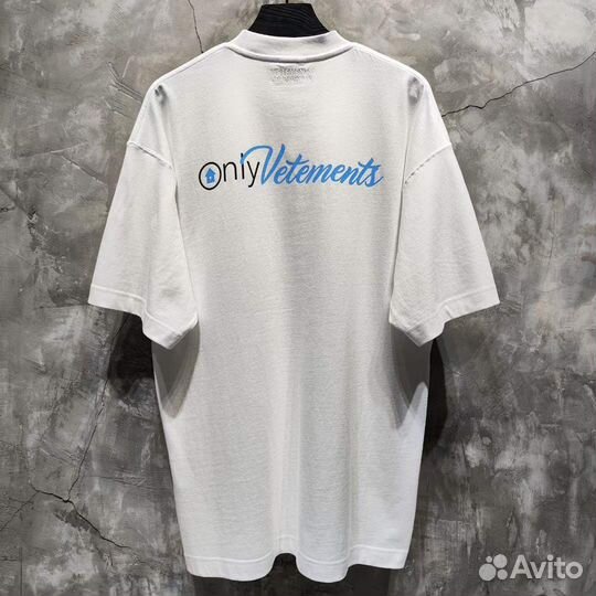 Футболка Vetements