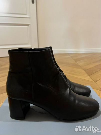 Полусапоги Prada оригинал женские 36,5 37