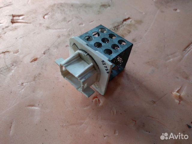 Резистор вентилятора печки Peugeot 206 2B TU3JP
