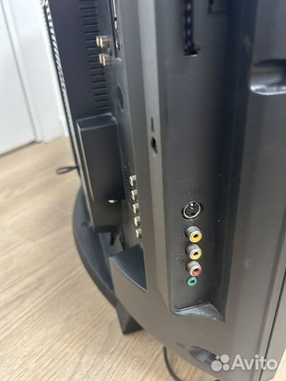 Телефизор sony KDL - 26P3000