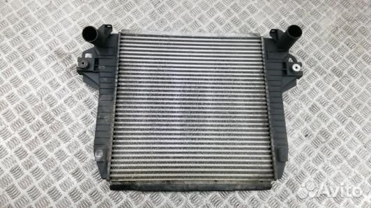 Радиатор интеркуллера jeep cherokee KJ (91O08KC01)