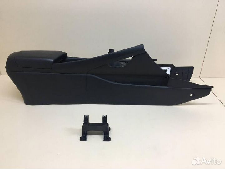 Консоль Hyundai Elantra