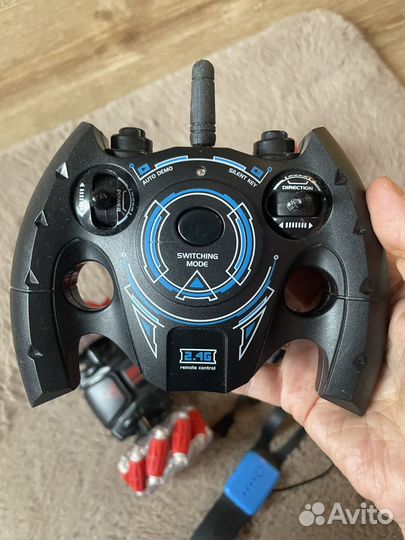 Машинка перевертыш на пульте управления