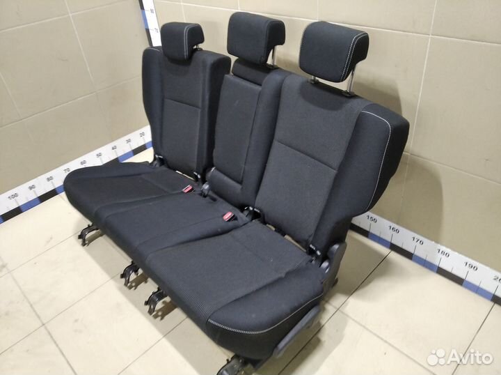 Сиденье заднее RAV 4 2013