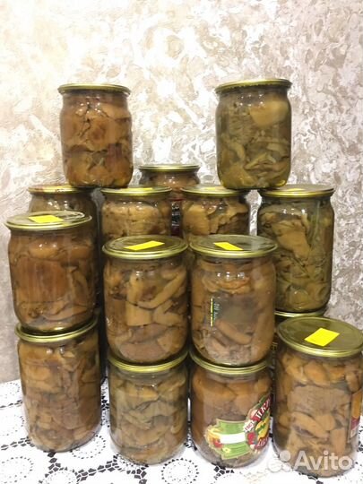 Грибы маринованные рыжики