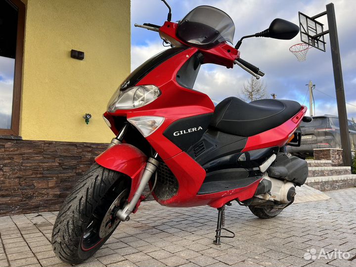 Gilera runner 200