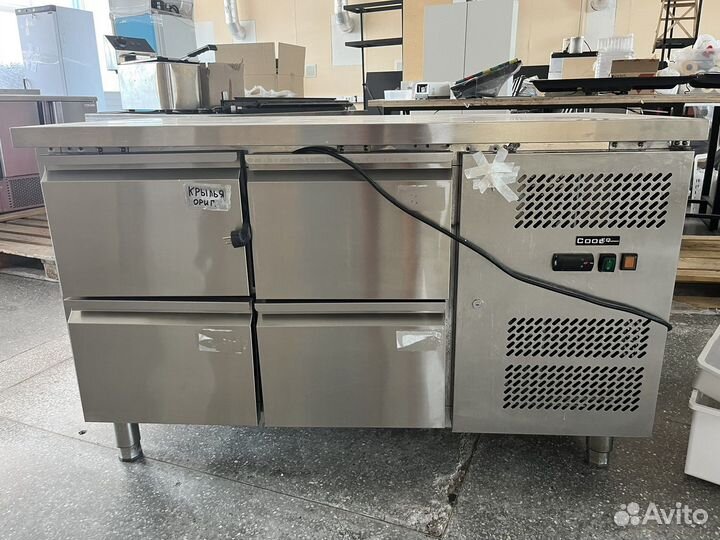 Продам морозильный стол cooleq gn2100bt б/у