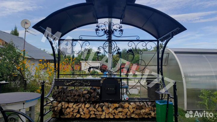 Кованные мангалы с крышей