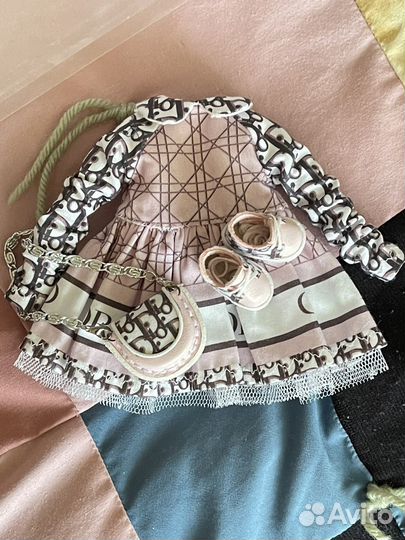 Подставка, одежда, пустышки блайз