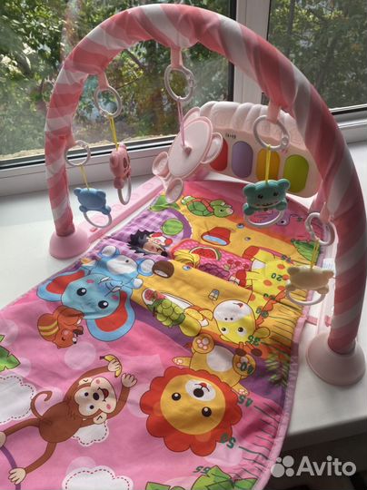 Развивающий коврик с пианино