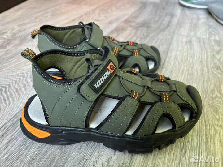 Сандалии 31