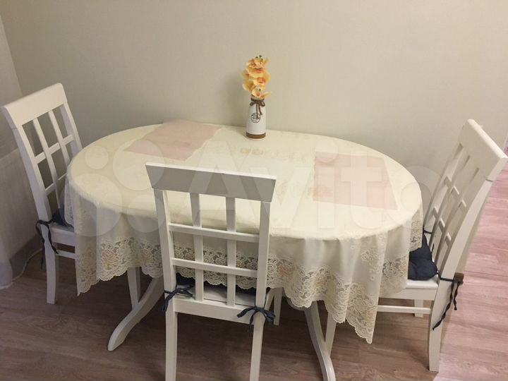 2-к. квартира, 65 м², 1/4 эт.