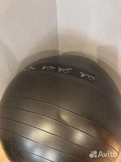 Фитбол с комплексом упражнений