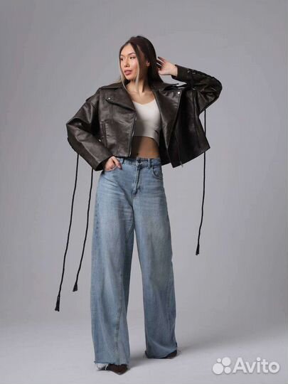 Куртка женская кожаная с плетением