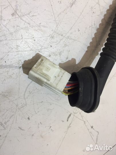 Электропроводка двери задняя правая