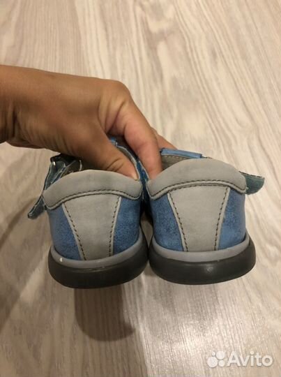 Сандали 25 размер
