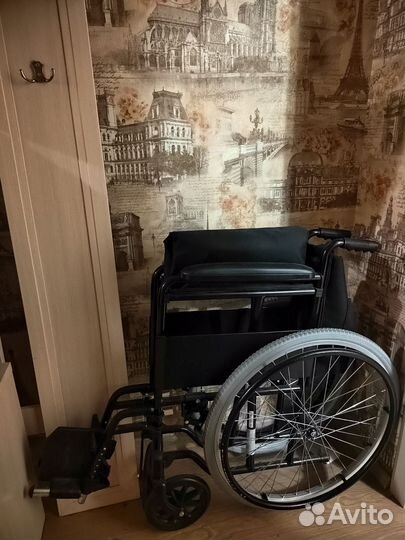 Инвалидная коляска складная бу