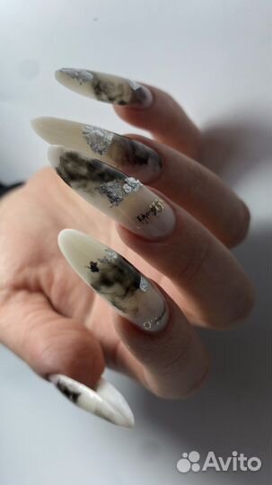 Наращивание ногтей