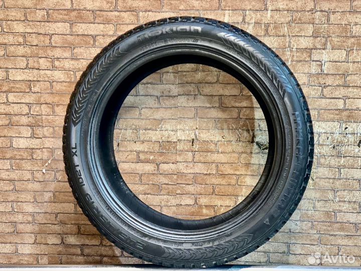 Nokian Tyres Hakkapeliitta 8 245/45 R19