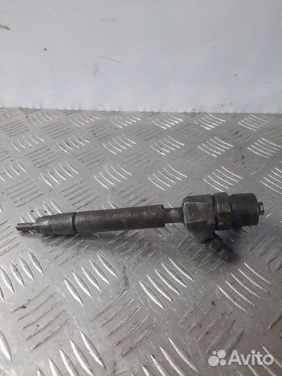 Форсунка Mercedes Vito W639 2.2 646983 2005