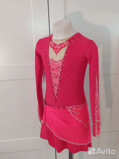 Новое платье 126-132 для фигурного катания