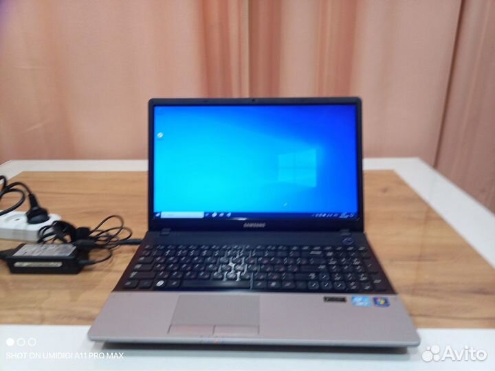 Ноутбук samsung NP300 E5A.S006