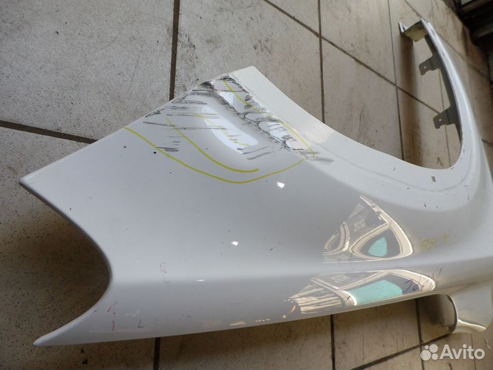 Переднее правое крыло gla x156 мерседес