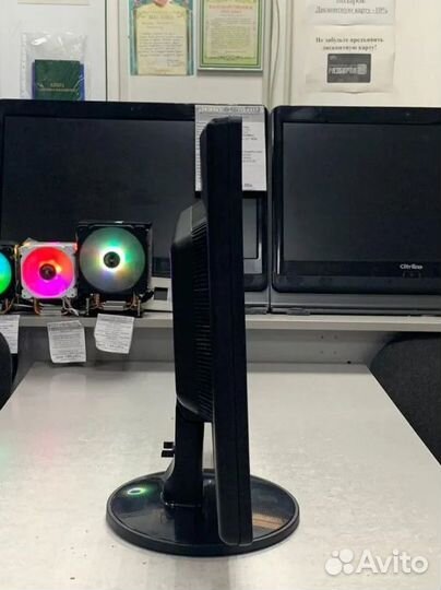 Мониторы LG Flatron 22'' одним лотом 10 штук