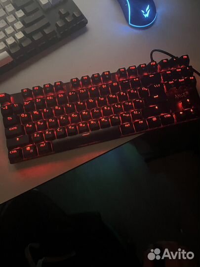 Игровая клавиатура Dexp