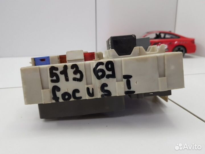 Блок предохранителей монтажный (Ford Focus)