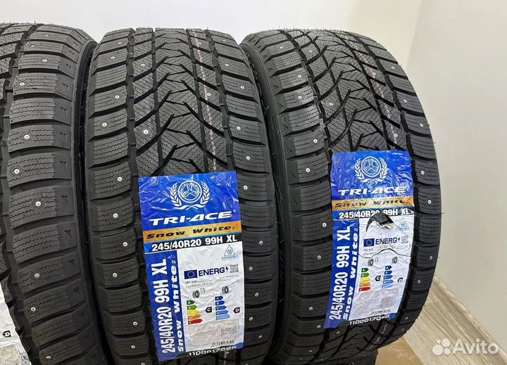 Tri Ace Snow White II 245/40 R20 и 275/35 R20 22H