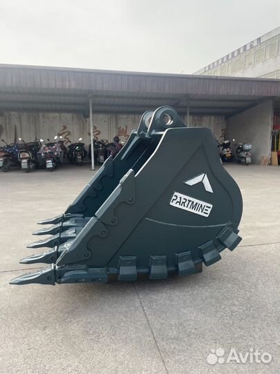 Ковш скальный усиленный R290 1.5 m3