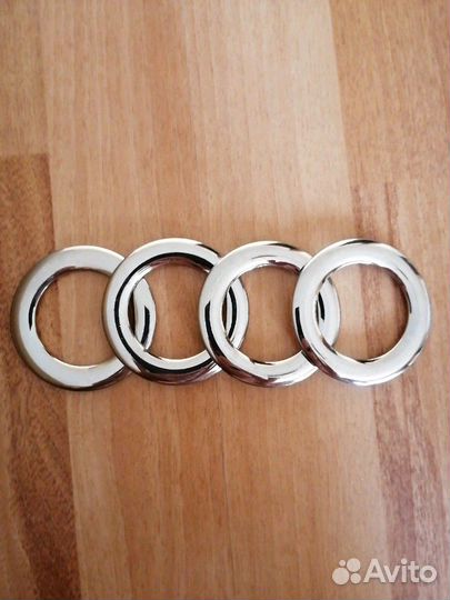 Декоративные золотые кольца