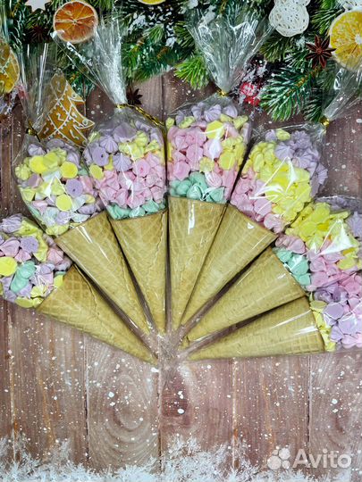 Меренга и леденцы на палочке