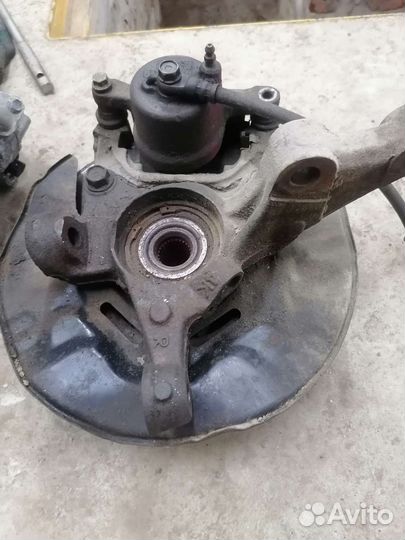 Поворотные кулаки