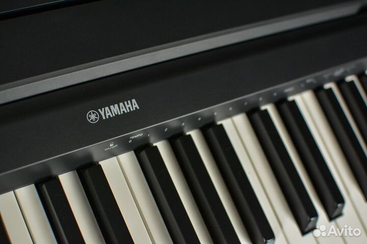 Цифровое пианино Yamaha P 45B + Аксессуары
