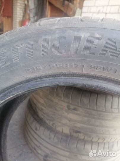 Goodyear EfficientGrip Performance 215/55 R17
