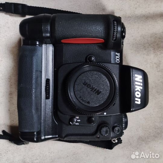 Пленочный зеркальный фотоаппарат Nikon F-100