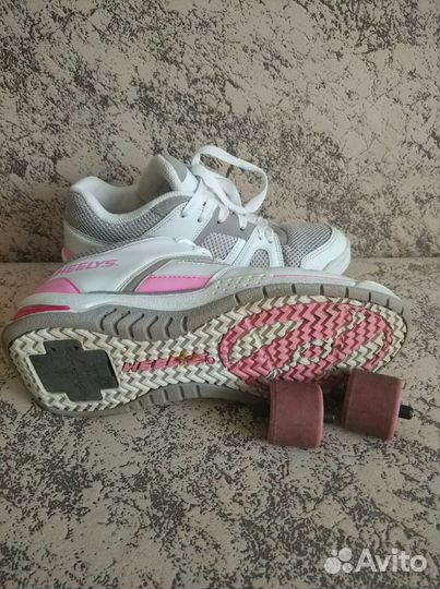 Роликовые кроссовки Heelys (размер 35)