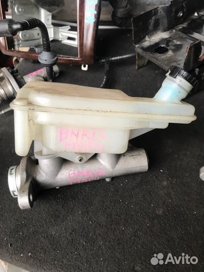 Главный тормозной цилиндр Nissan March BNK12