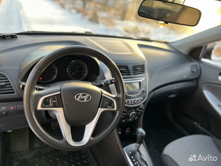 Hyundai Solaris 1.4 AT, 2012, 134 592 км