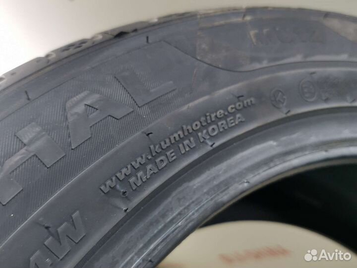 Marshal MU12 215/55 R17 94W