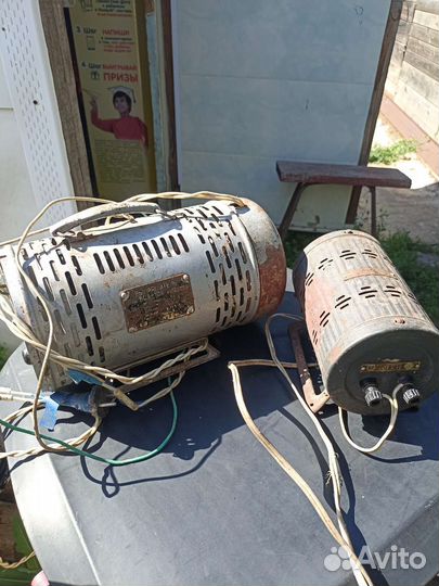 Автомобильное зарядное устройство