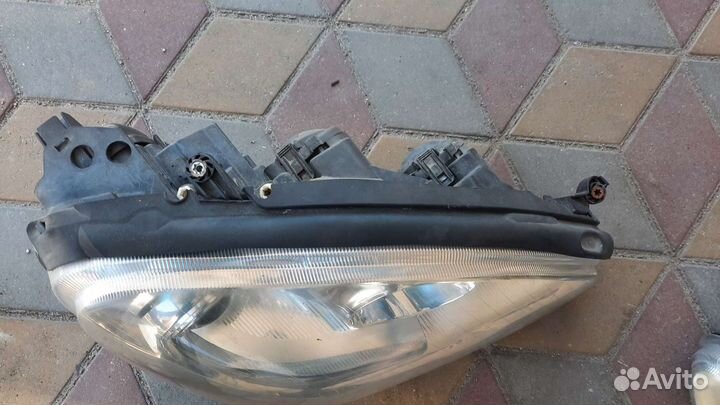 Фара на mercedes w220 S-klass