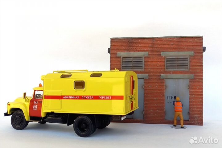 Фрагмент трансформаторной подстанции. Макет 1/43