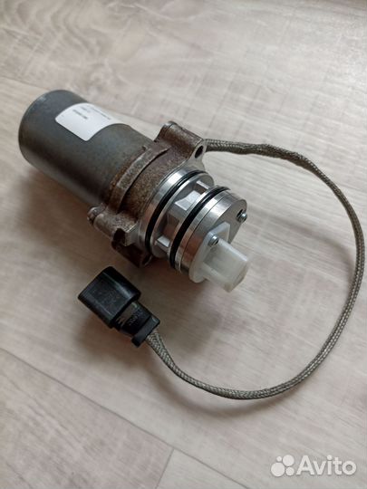 Насос управления полным приводом Volkswagen Haldex